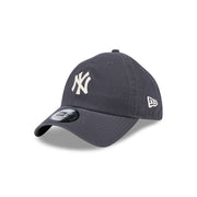 New Era Casual Classic MLB Neutral Chainstitch New York Yankees Graphite