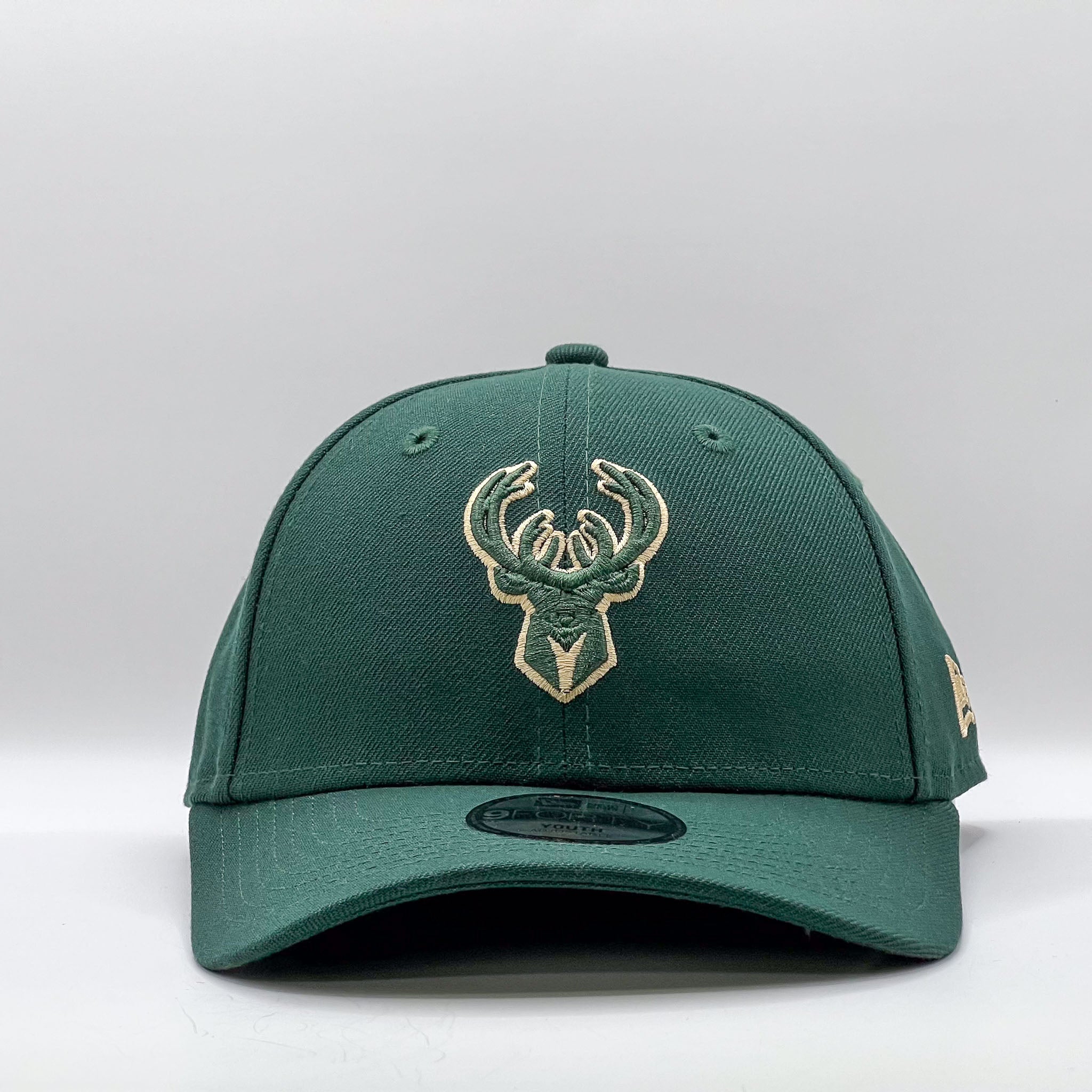 New Era Youth 9Forty NBA Milwaukee Bucks Dark Green Tonal