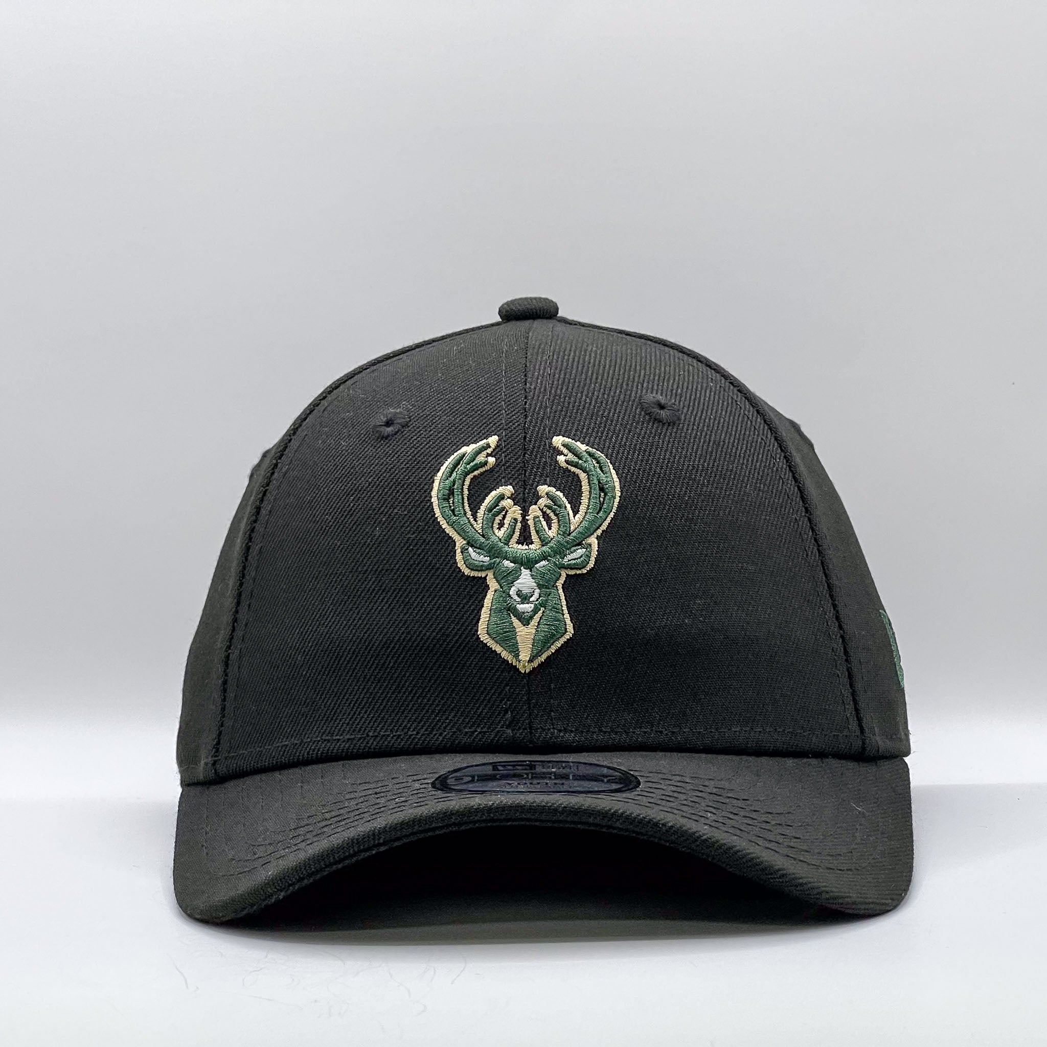 New Era Youth 9Forty NBA Milwaukee Bucks Black Team