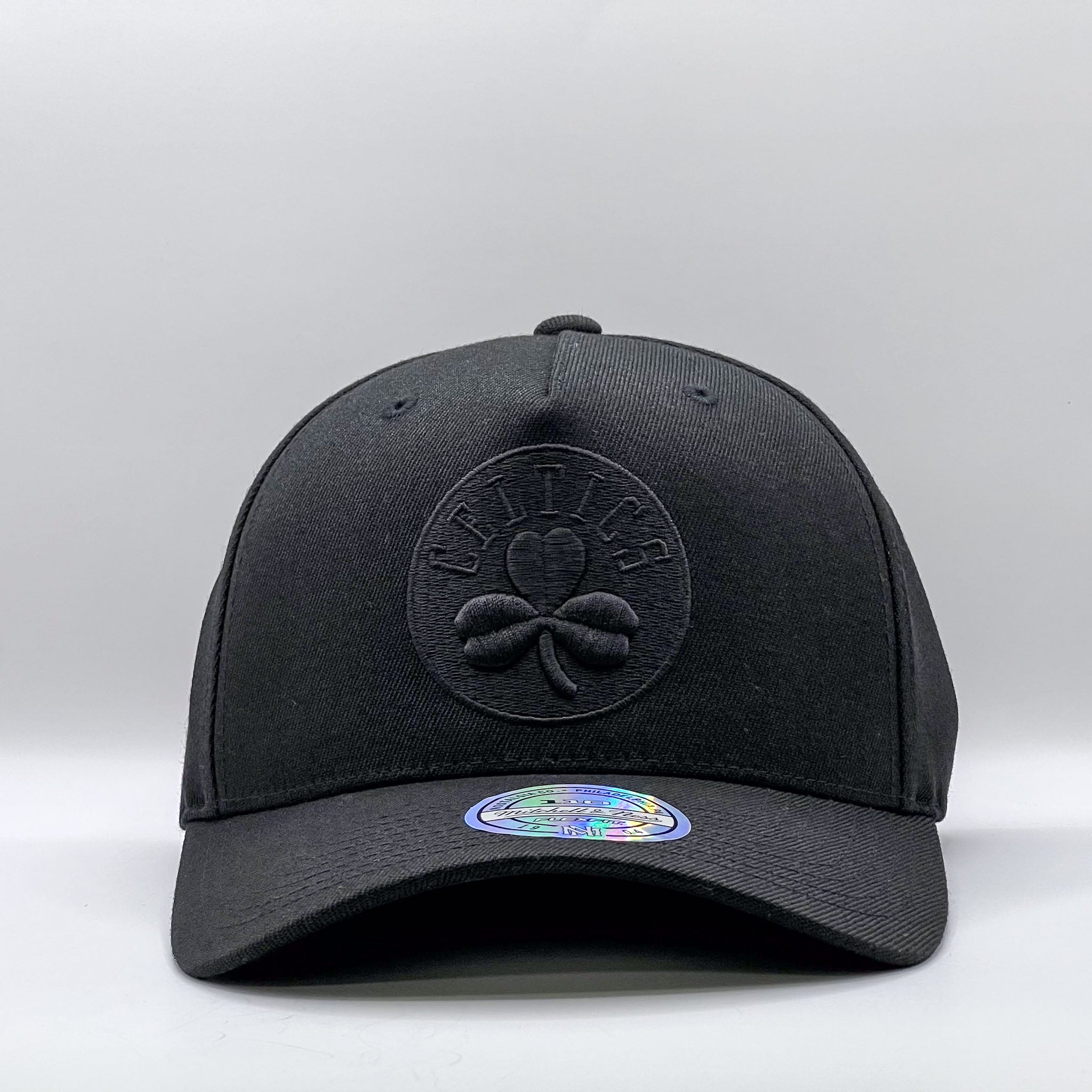 Mitchell & Ness NBA Flexfit 110 Black On Black Boston Celtics