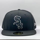 New Era 59Fifty MLB Chicago White Sox Black White Outline