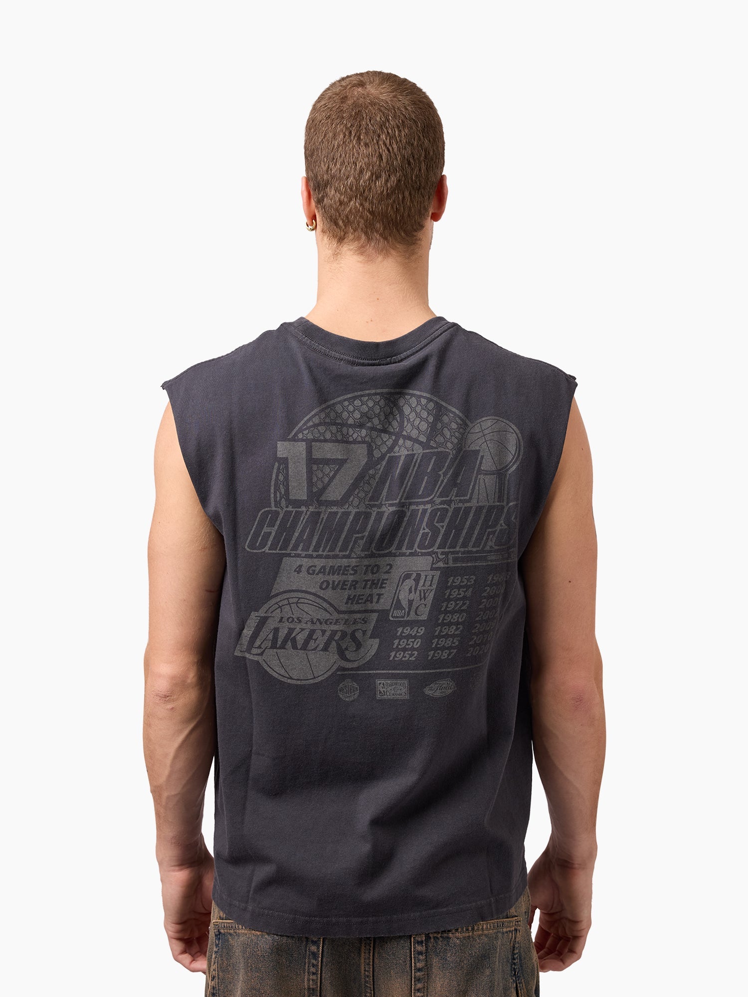 Mitchell & Ness NBA 17X Champions Box Fit Muscle Los Angeles Lakers Black