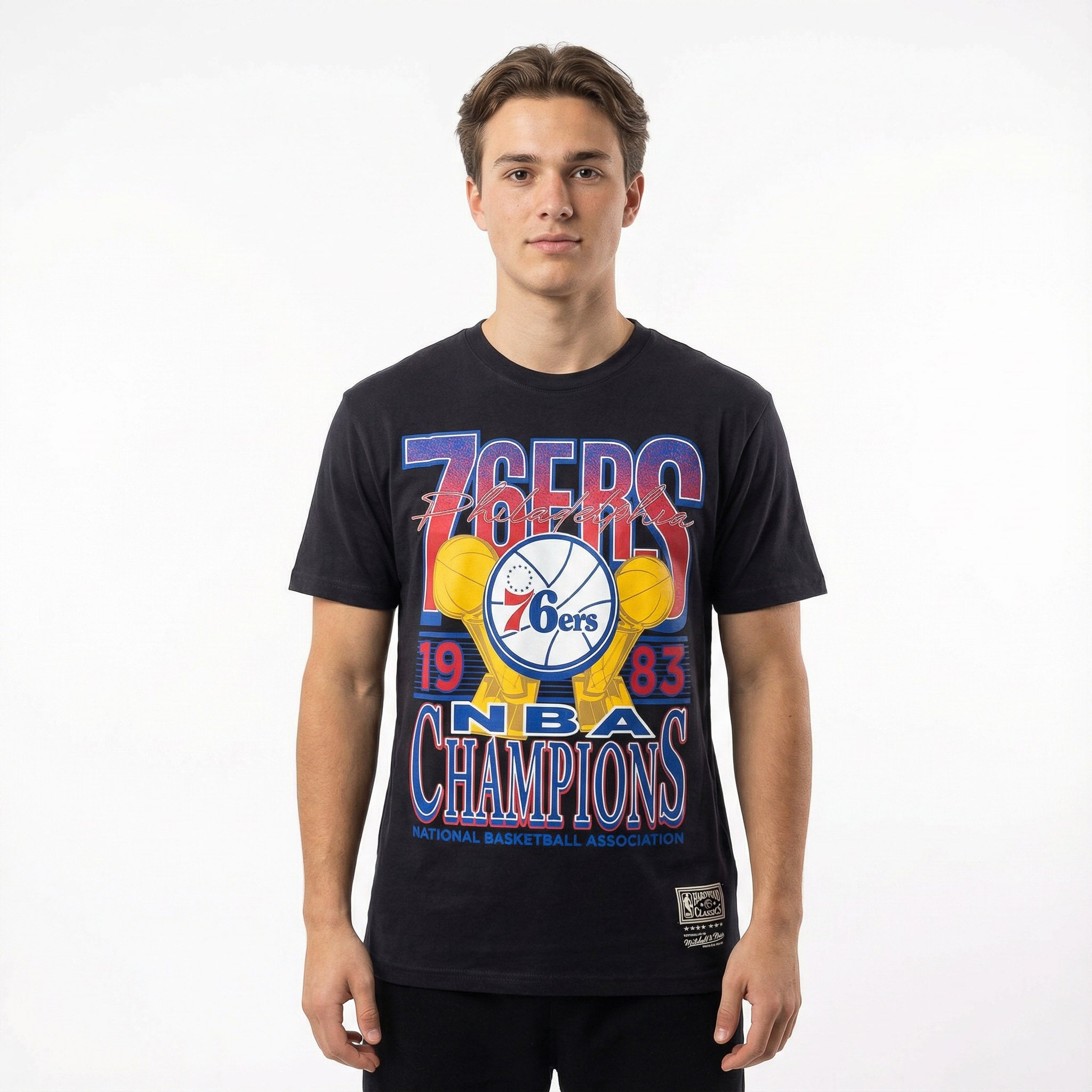 Mitchell & Ness NBA Chasing Dreams Tee Philadelphia 76ers Washed Black