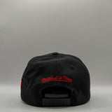 Mitchell & Ness NBA Flexfit 110 1996 Chicago Bulls Championship Game Day Black