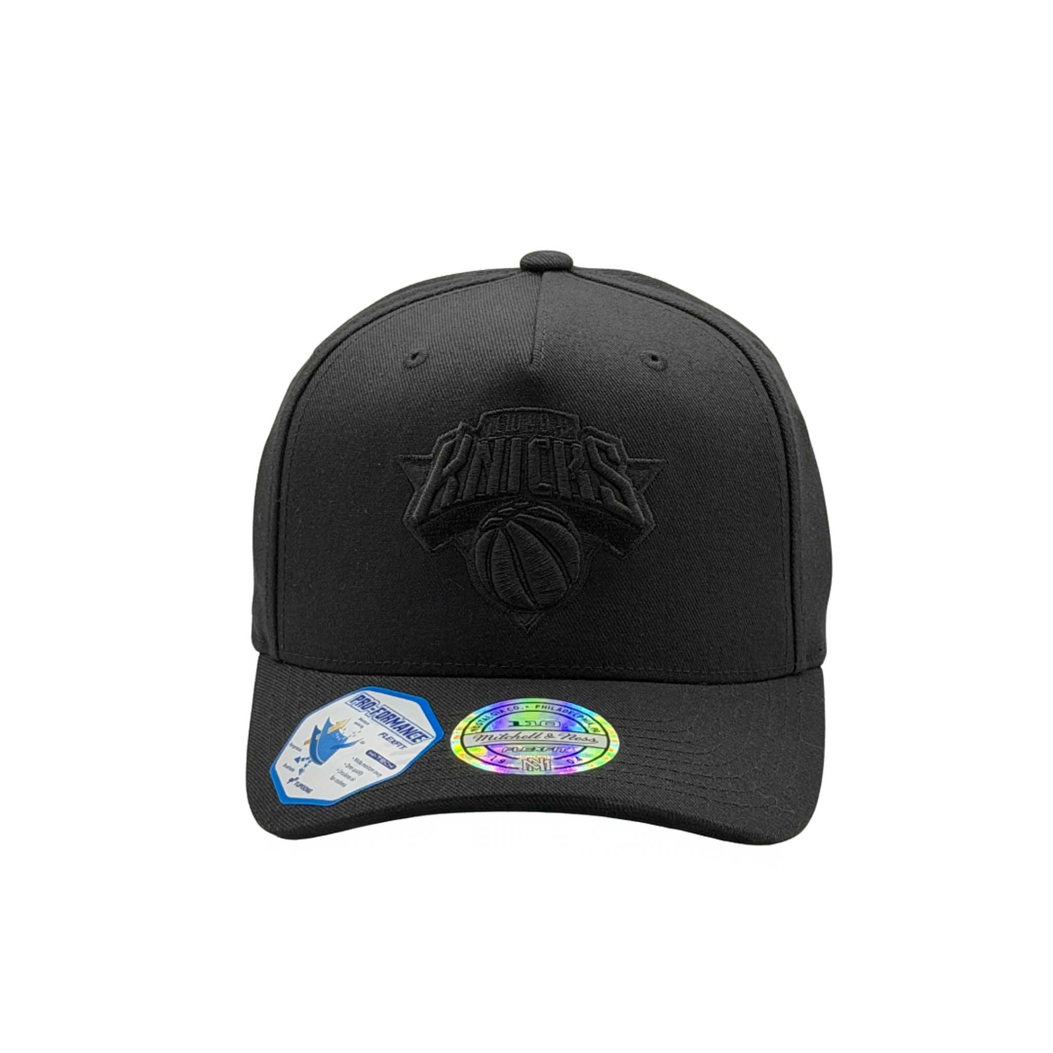 Mitchell & Ness NBA Flexfit 110 Black On Black New York Knicks
