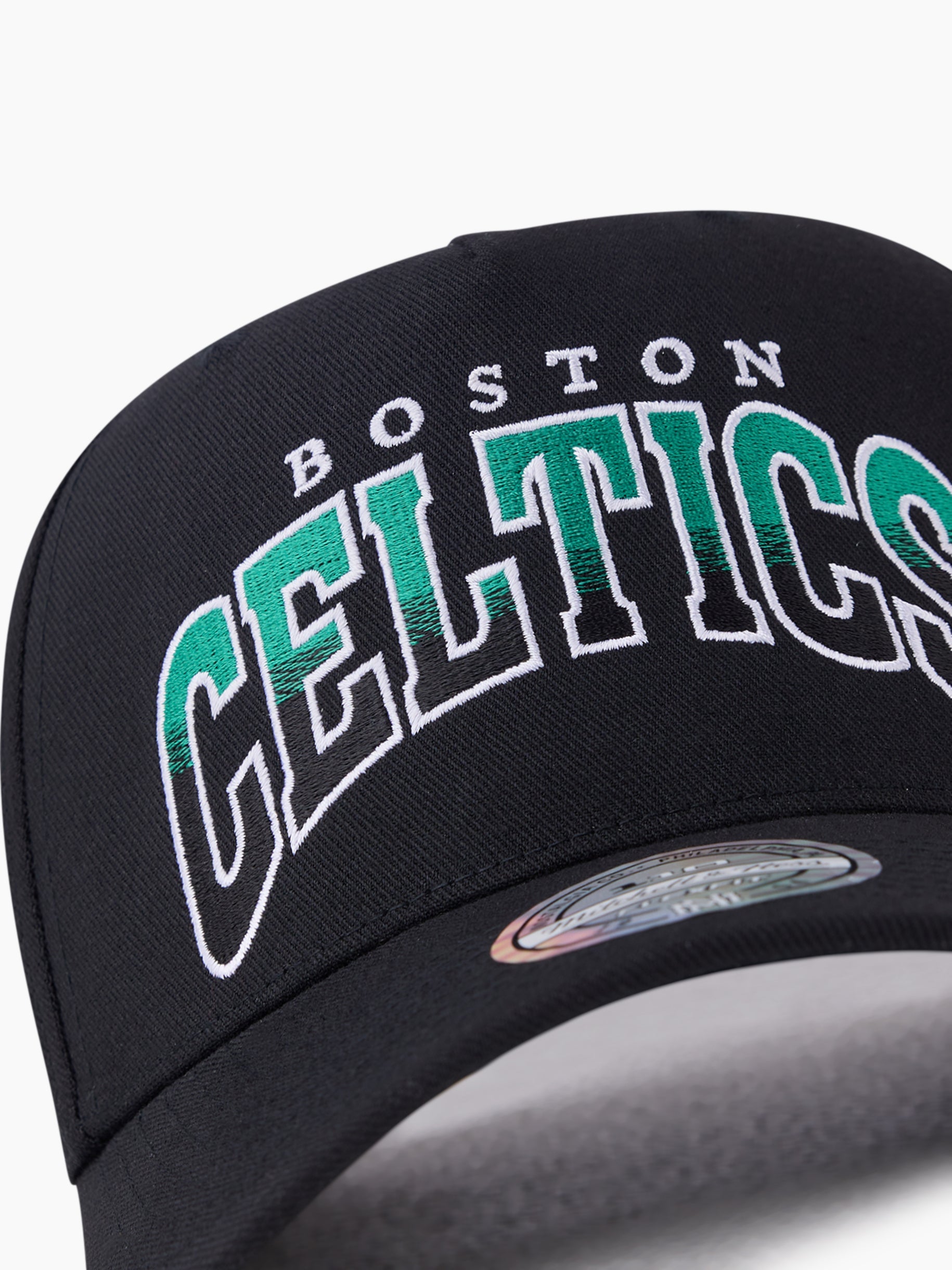 Mitchell & Ness NBA Gradient Arch 110 Boston Celtics Black