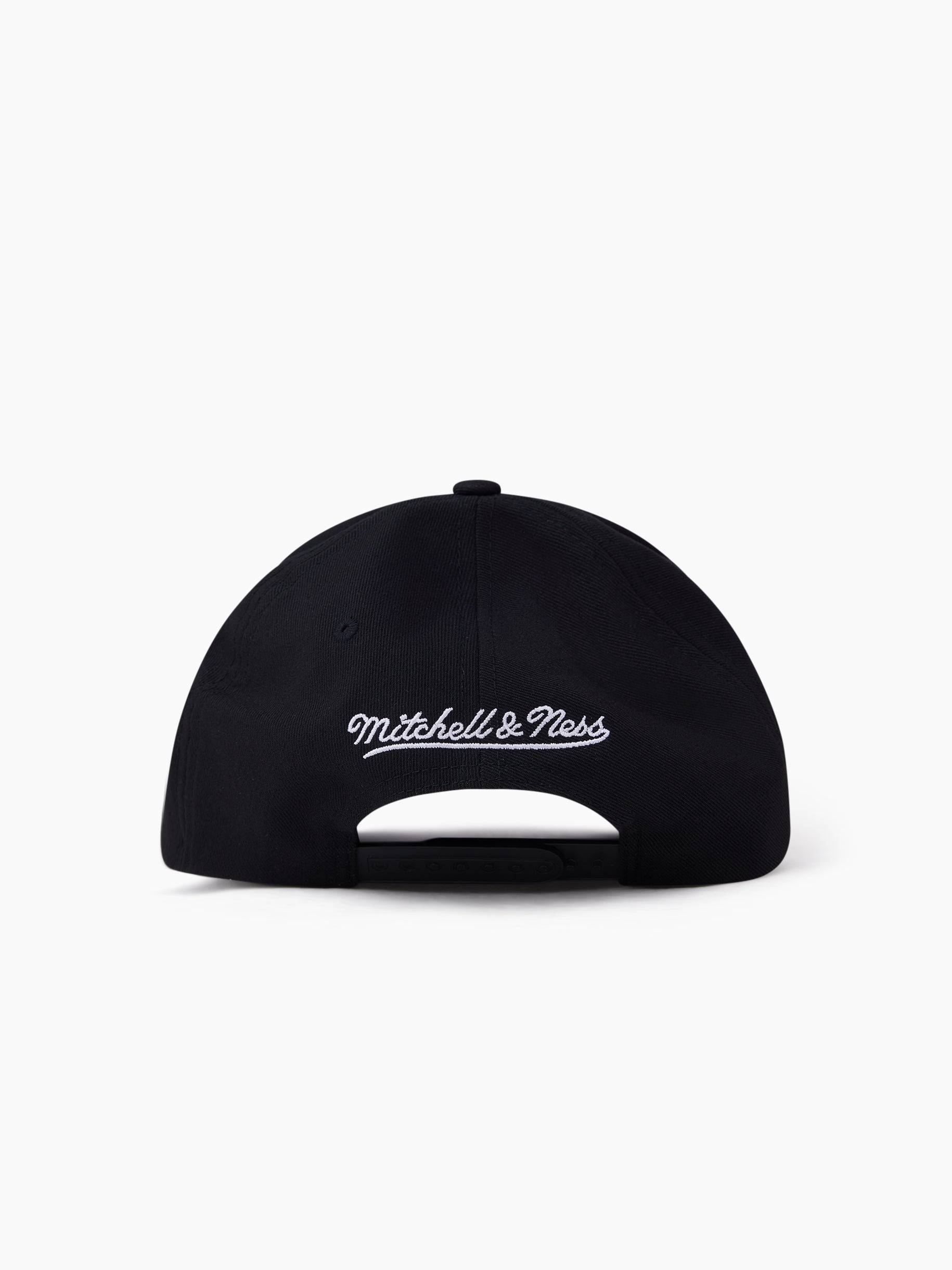 Mitchell & Ness NBA Gradient Arch 110 Chicago Bulls Black