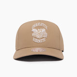 Mitchell & Ness NBA Oat Pro Pinch Charlotte Hornets Irish Cream