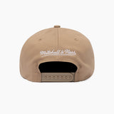 Mitchell & Ness NBA Oat Pro Pinch Charlotte Hornets Irish Cream