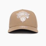 Mitchell & Ness NBA Oat Pro Pinch New York Knicks Irish Cream