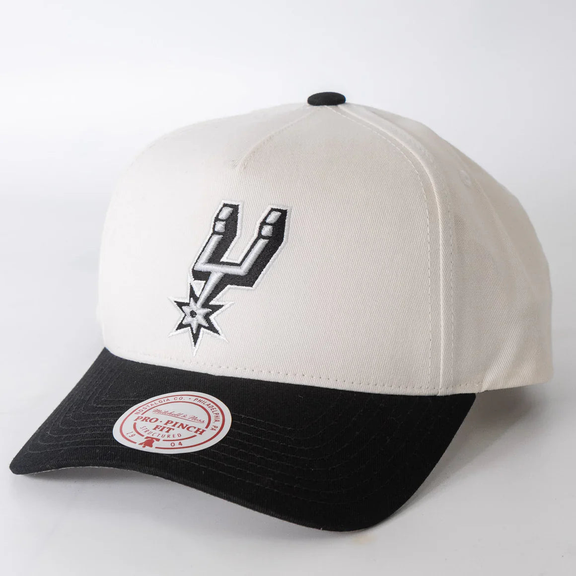 Mitchell & Ness NBA Pro Pinch 2Tone Chrome Team San Antonio Spurs