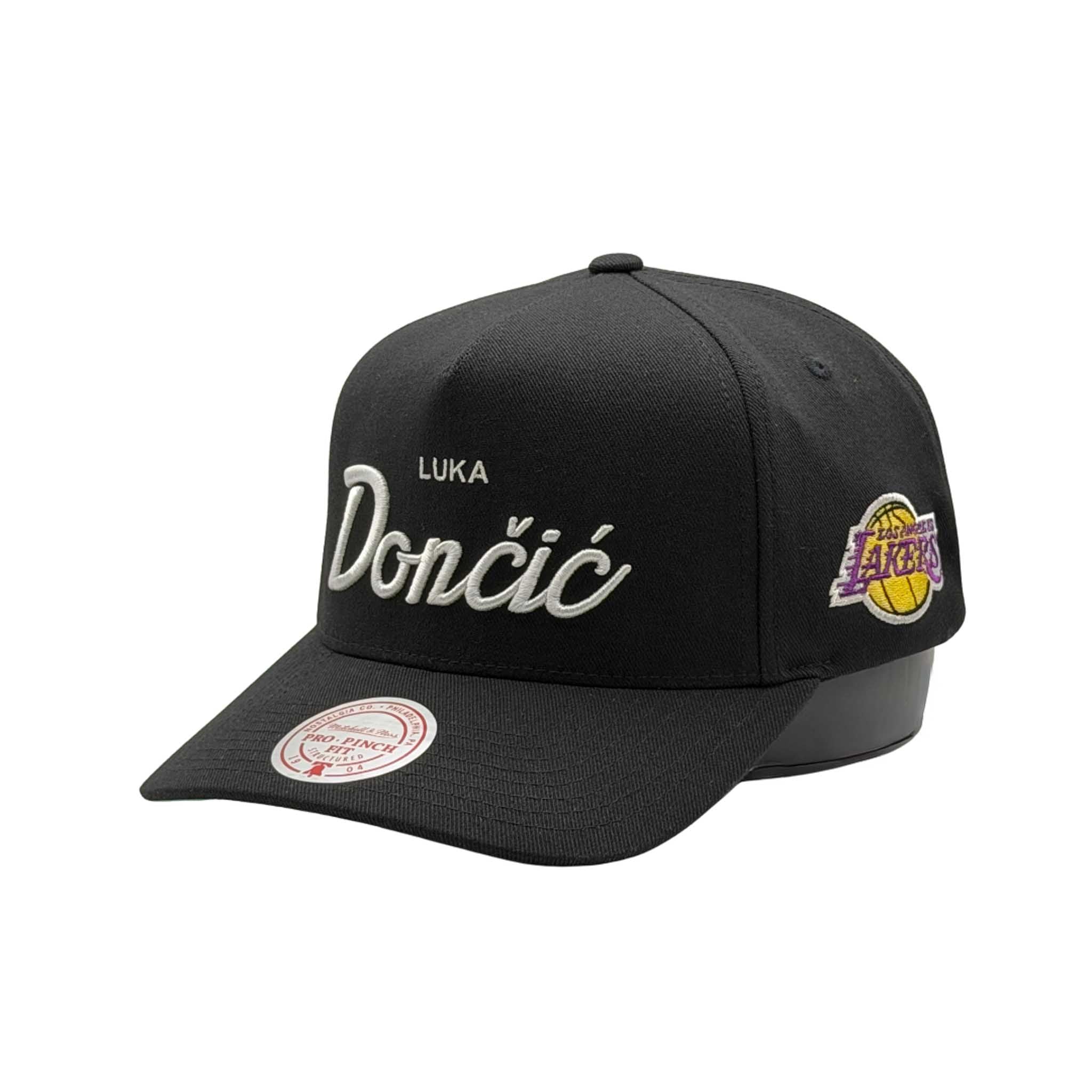 Mitchell & Ness NBA Pro Pinch Classic Script Luka Doncic