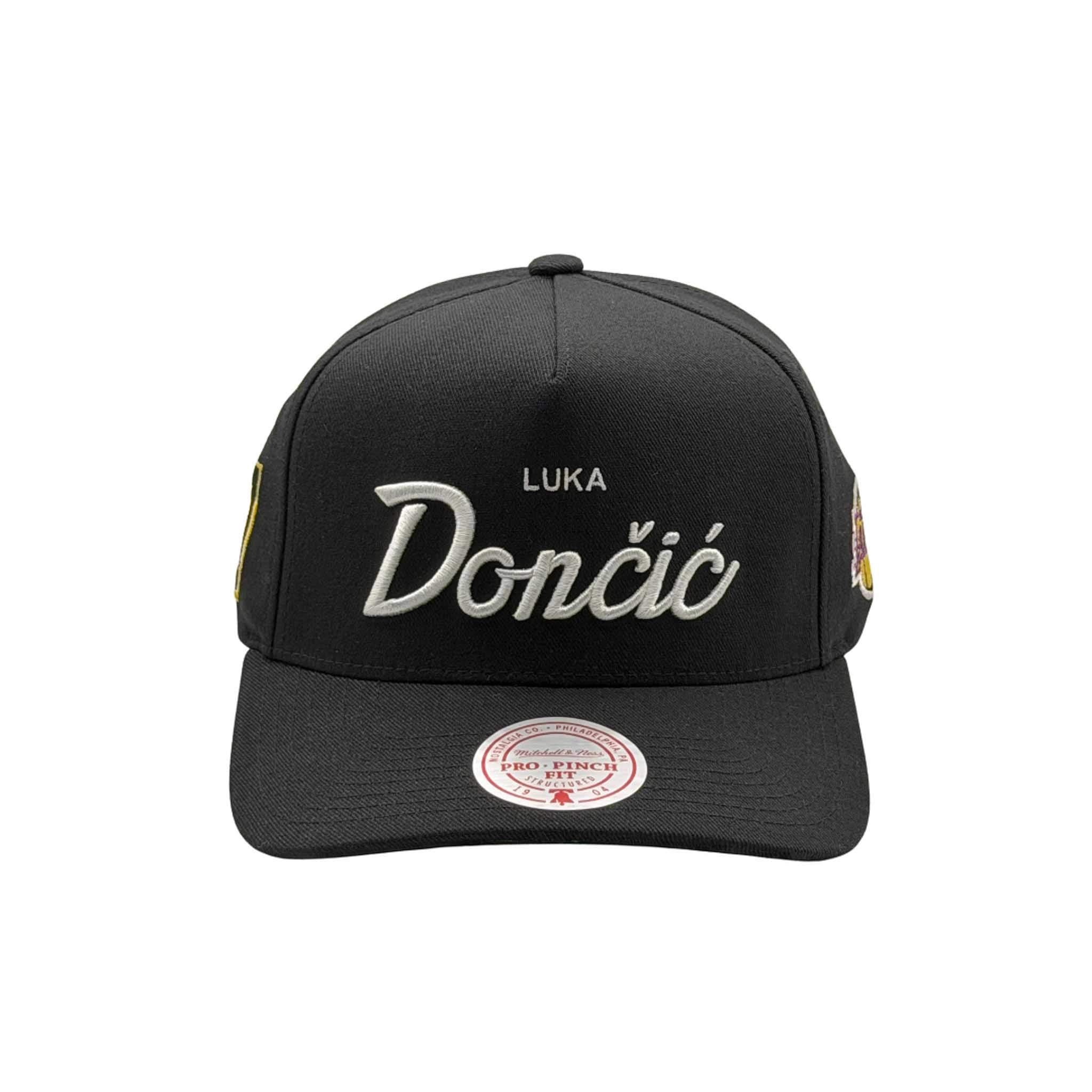 Mitchell & Ness NBA Pro Pinch Classic Script Luka Doncic