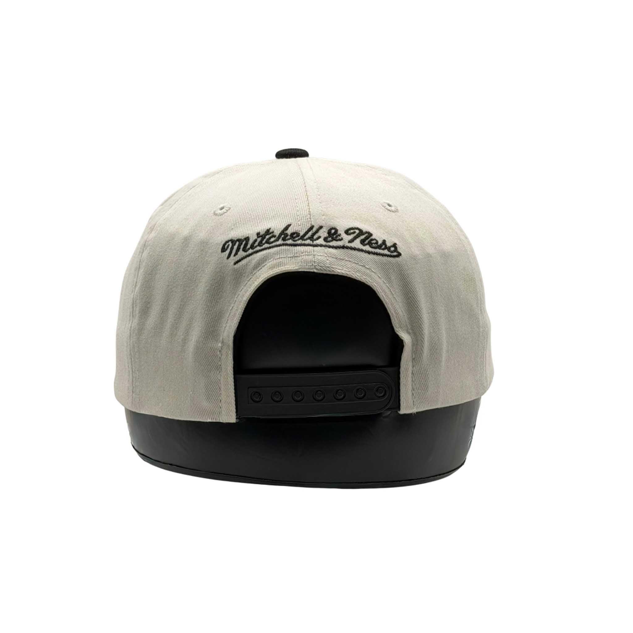 Mitchell & Ness NBA Pro Pinch Script 2Tone Chicago Bulls White/Black