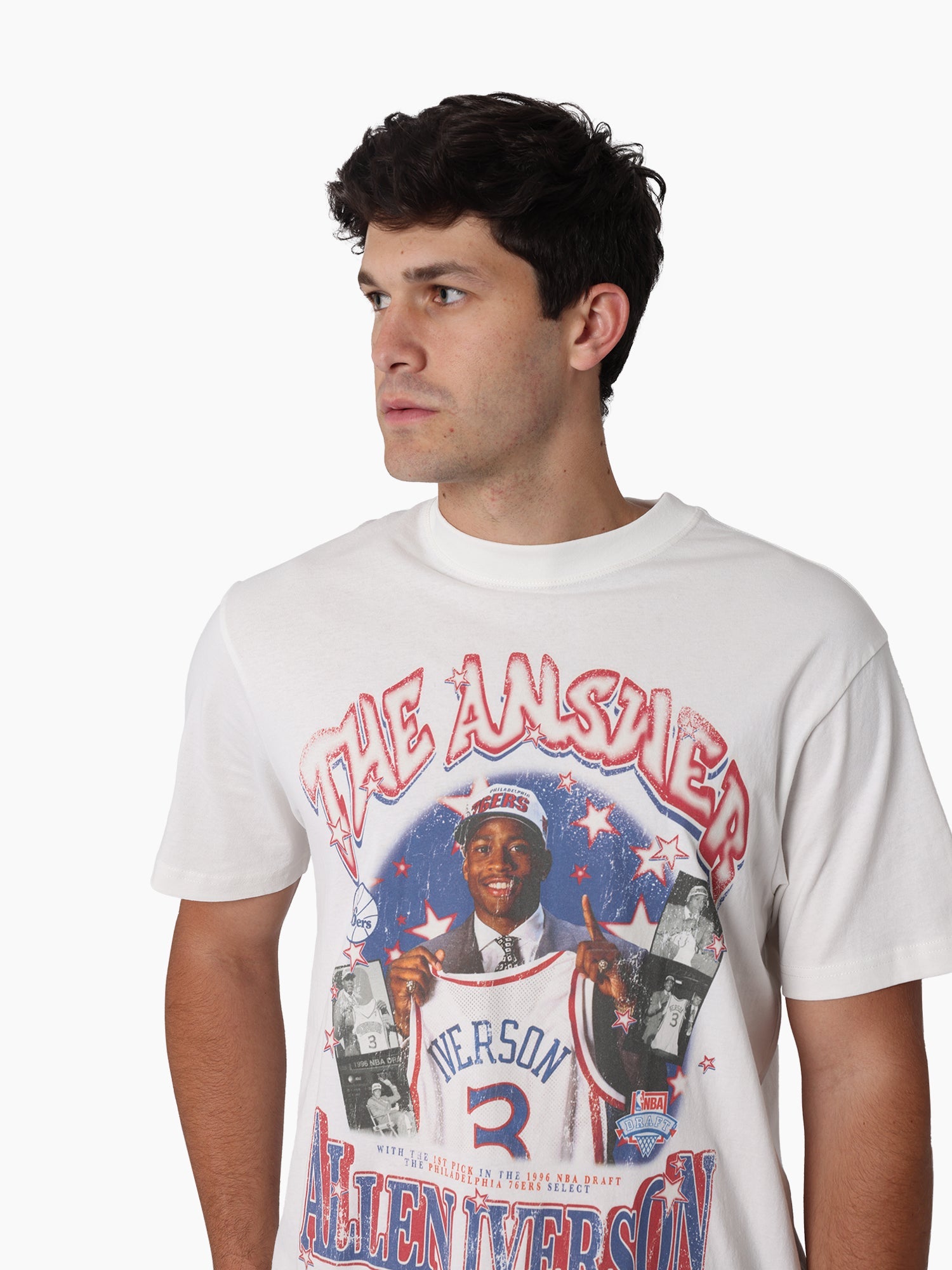 Mitchell & Ness NBA Star Burster Tee Philadelphia 76ers Iverson Vintage White