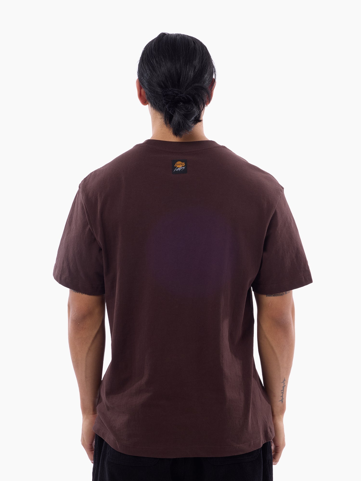 Mitchell & Ness NBA Stencil Tee Los Angeles Lakers Seal Brown
