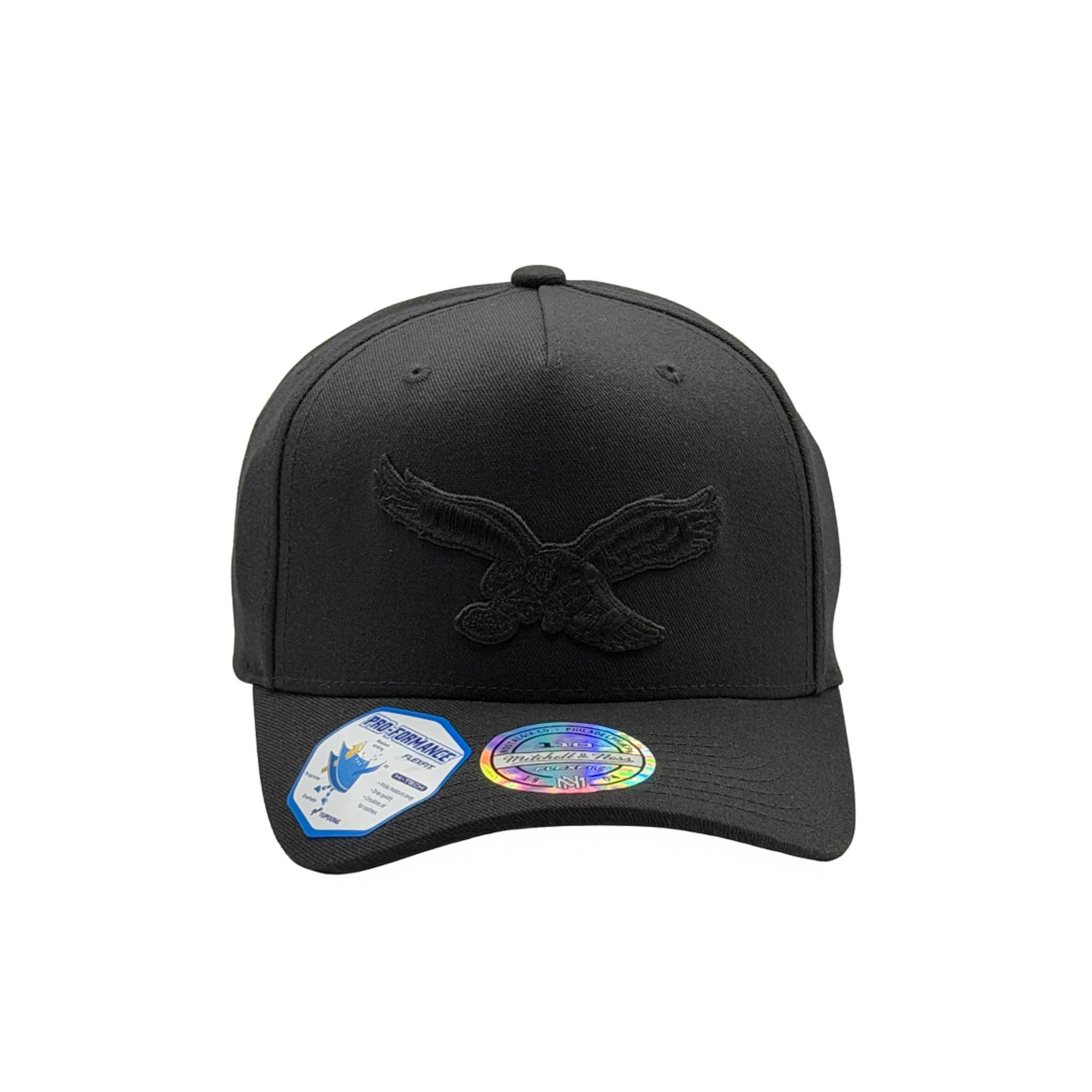 Mitchell & Ness NFL Flexfit 110 Black On Black Philadelphia Eagles