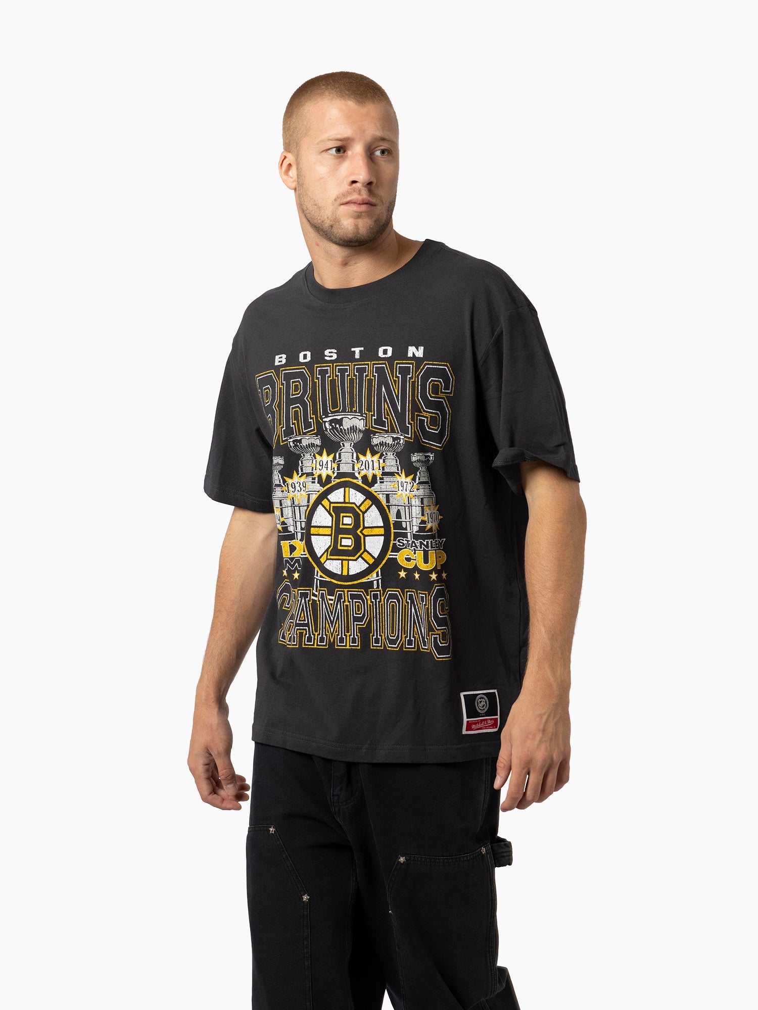 Mitchell & Ness NHL 6X Stanley Cup Champs Tee Boston Bruins
