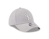 New Era 39Thirty MLB Grey Metallic New York Yankees