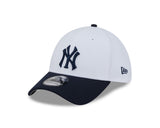 New Era 39Thirty MLB Modern Essentials New York Yankees White/OTC