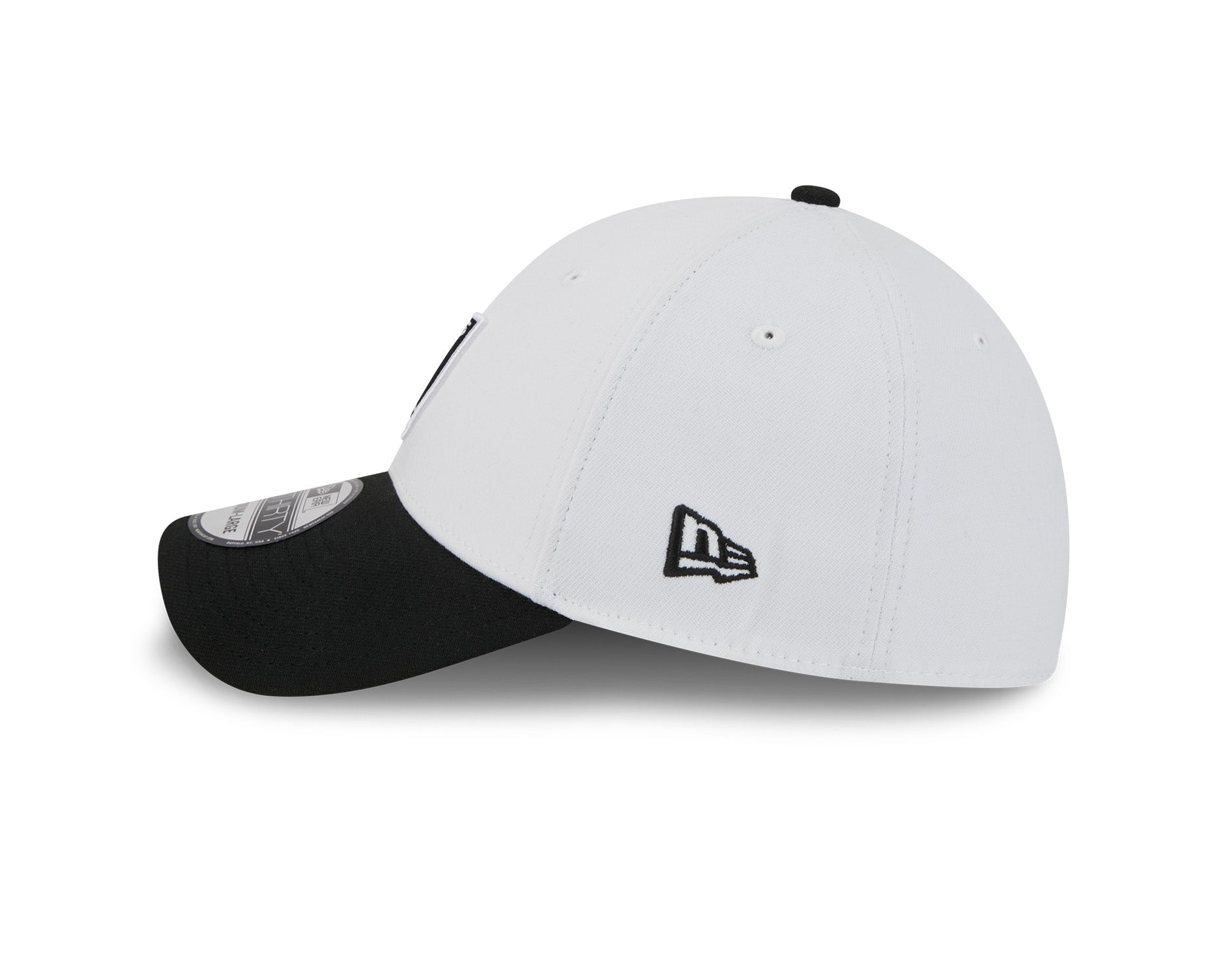 New Era 39Thirty NFL Modern Essentials Last Vegas Raiders White/OTC