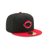 Black and red fitted baseball cap with embroidered C logo on front