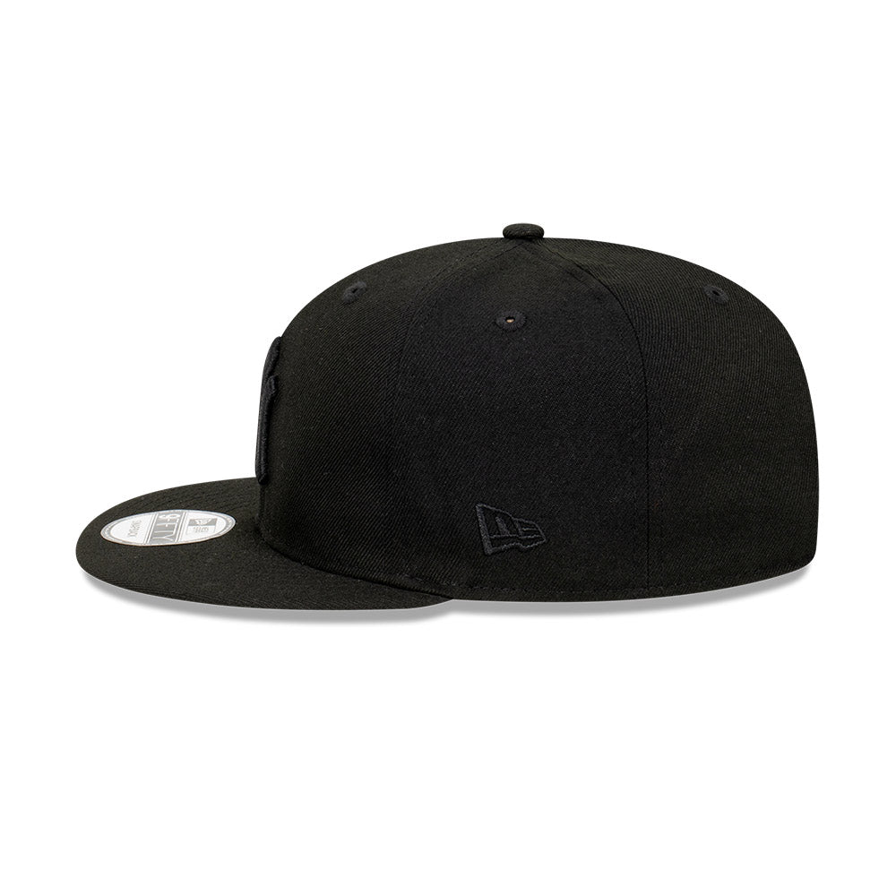 New Era 9Fifty Snapback MLB New York Yankees Black On Black