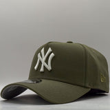 New Era 9Forty A-Frame 99 World Series New York Yankees New Olive