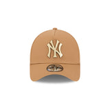 New Era 9Forty A Frame MLB Antique Metal Badge New York Yankees Wheat