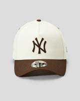 New Era 9Forty A-Frame MLB Winecork 2Tone New York Yankees Walnut