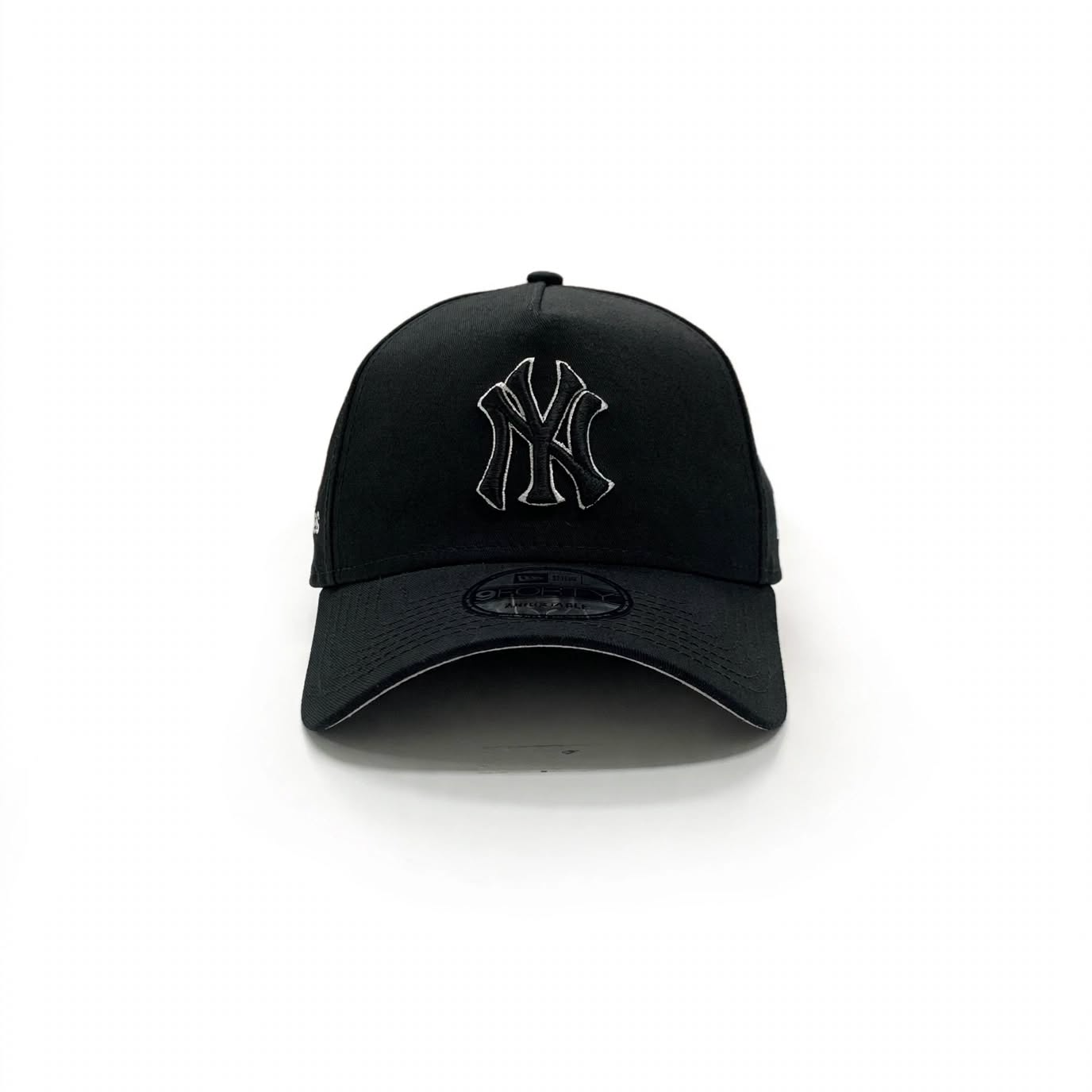 New Era 9Forty A-Frame MLB New York Yankees Black/Met Silver