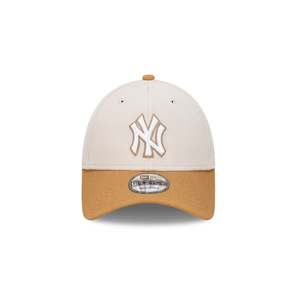 New Era 9Forty Clothstrap MLB Dashmark 2-Tone Wheat New York Yankees