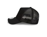 New Era 9Forty Trucker EPL Liverpool Black on Black