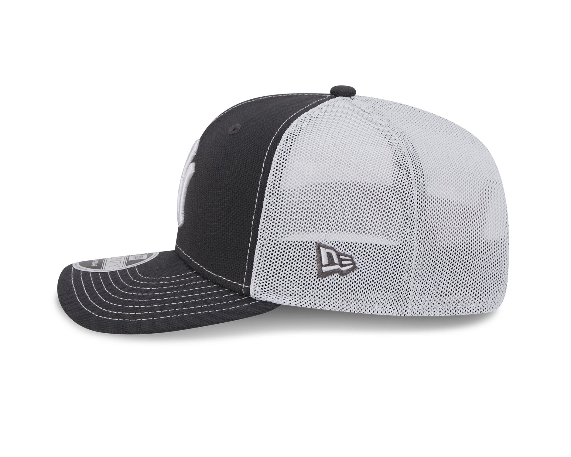 New Era 9Seventy MLB Contrast Trucker New York Yankees Graphite/White