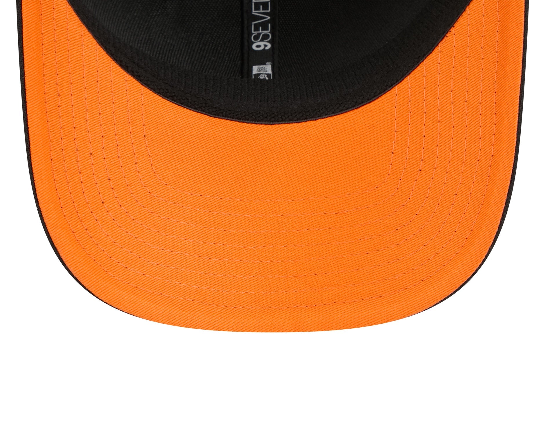 New Era 9Seventy NBA Orange Pop Chicago Bulls Black
