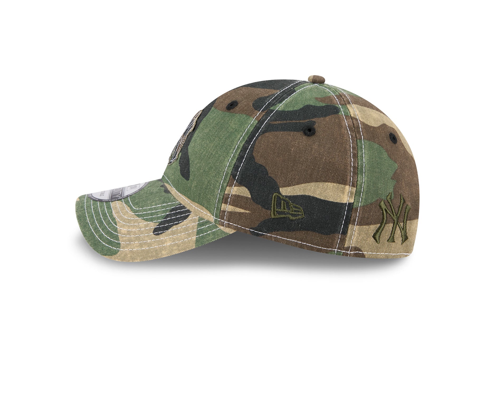 New Era 9Twenty MLB Frayed New York Yankees Woodland Camo
