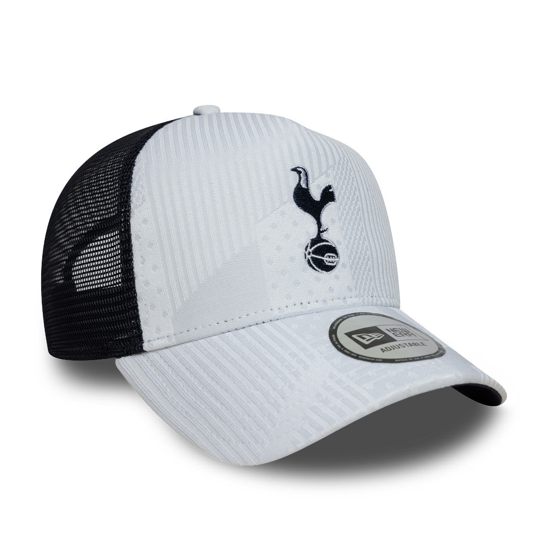 New Era E Frame Trucker EPL Pattern Knit Tottenham Hotspur White
