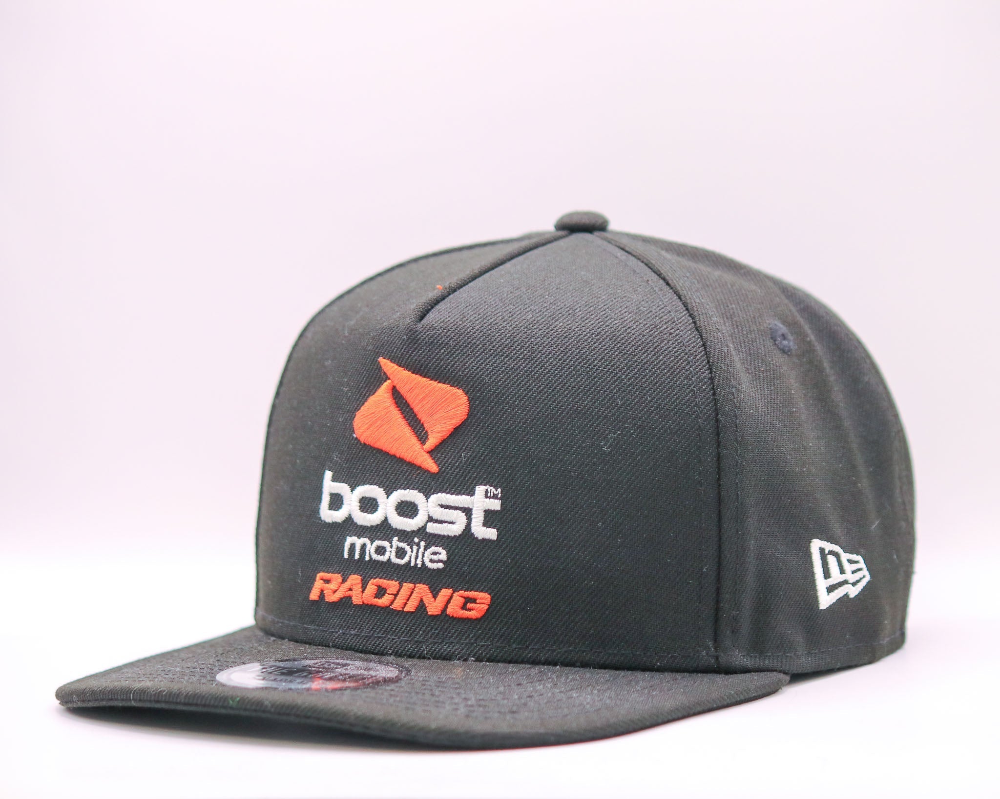New Era Golfer V8 SuperCars Boost Mobile Racing Black