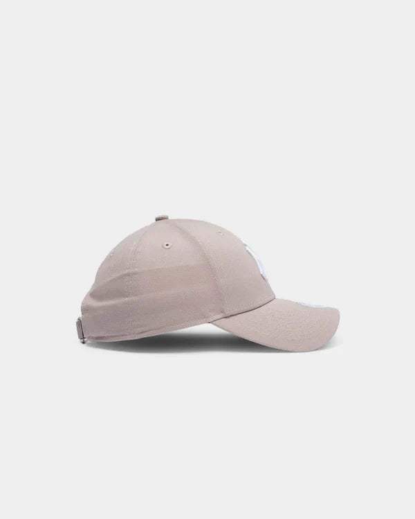 New Era Womens 9Forty New York Yankees Dusk/White