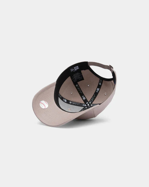 New Era Womens 9Forty New York Yankees Dusk/White