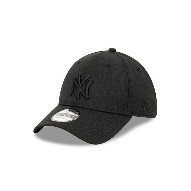 New Era 39Thirty MLB New York Yankees Black On Black