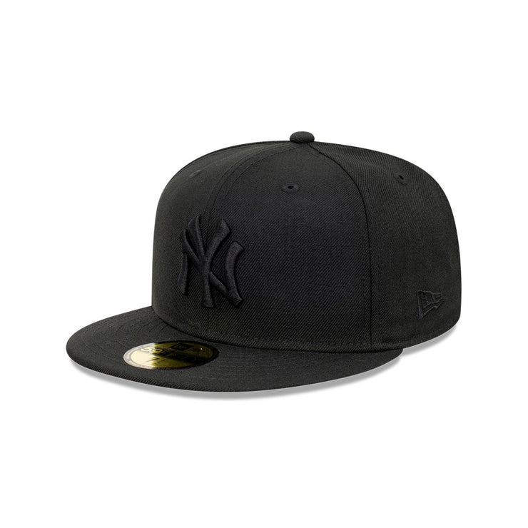New Era 59Fifty MLB Authentic Collection New York Yankees Black on Black