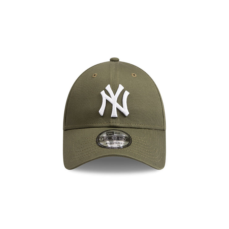 New Era 9Forty Strapback MLB New York Yankees Olive/White